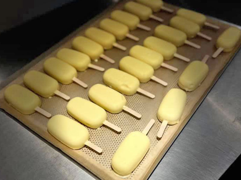 11_Fabrication_Glaces_Michel_et_fils_Gateau_glacier_sorbet_Tournai_Antoing_Brunehaut_Templeuve_Rumes